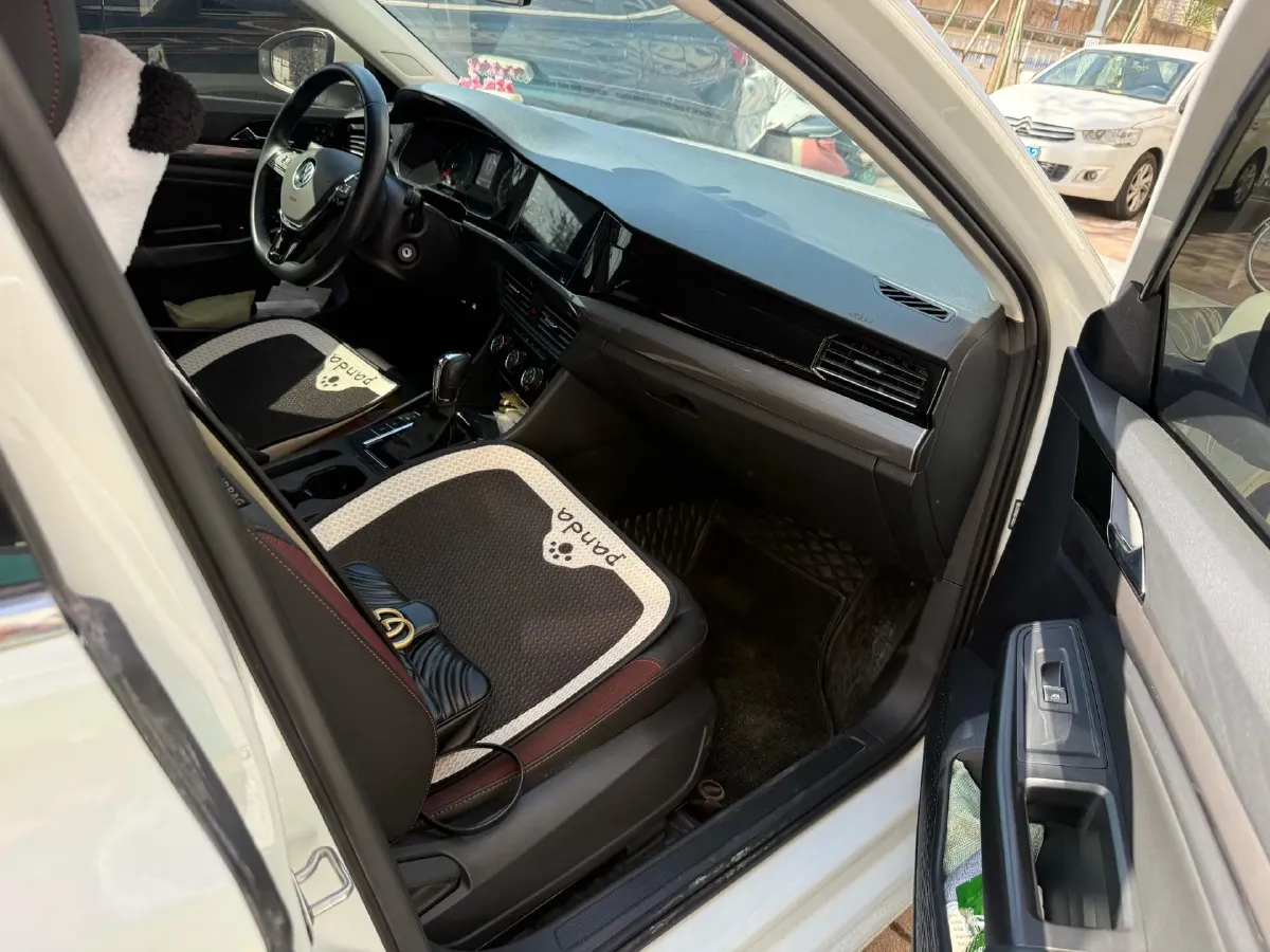 2021 Volkswagen Bora 1.5L 113HP L4 6AT,autocango,china used car exporter,china ev exporter,chinese used car exporter,chinese used ev exporter