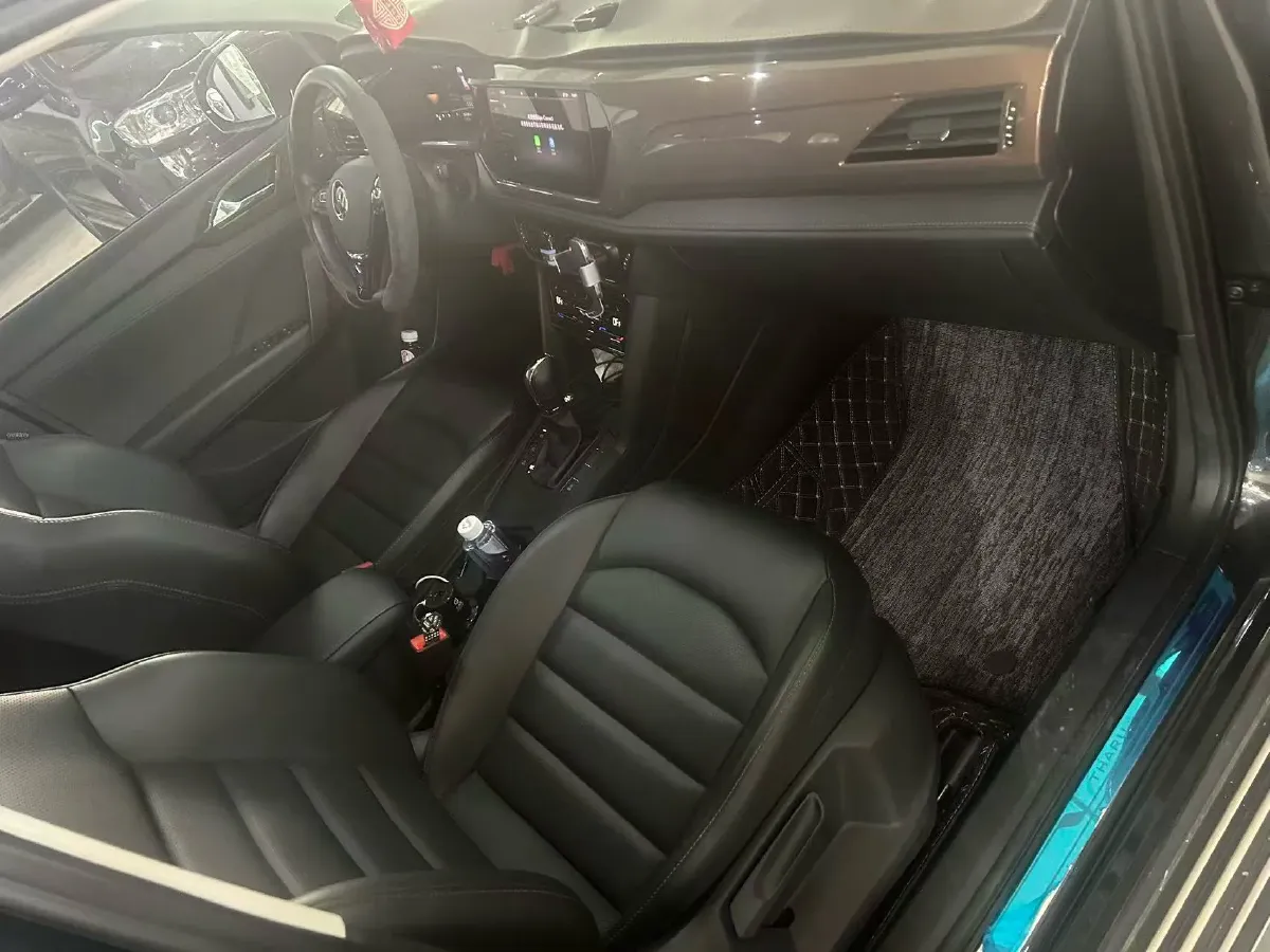 2022 Volkswagen Tharu 1.4T 150HP L4 7DCT,autocango,china used car exporter,china ev exporter,chinese used car exporter,chinese used ev exporter