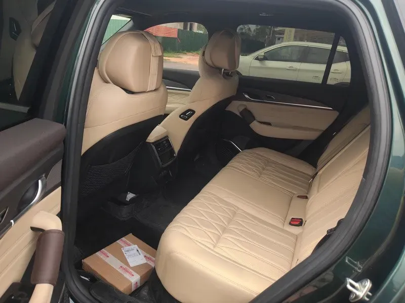 2025 Geely Monjaro 2.0T 238HP L4 8AT,autocango,china used car exporter,china ev exporter,chinese used car exporter,chinese used ev exporter