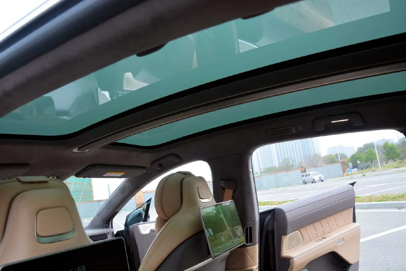 2025 NIO ET9 BEV 100KWH,autocango,china used car exporter,china ev exporter,chinese used car exporter,chinese used ev exporter