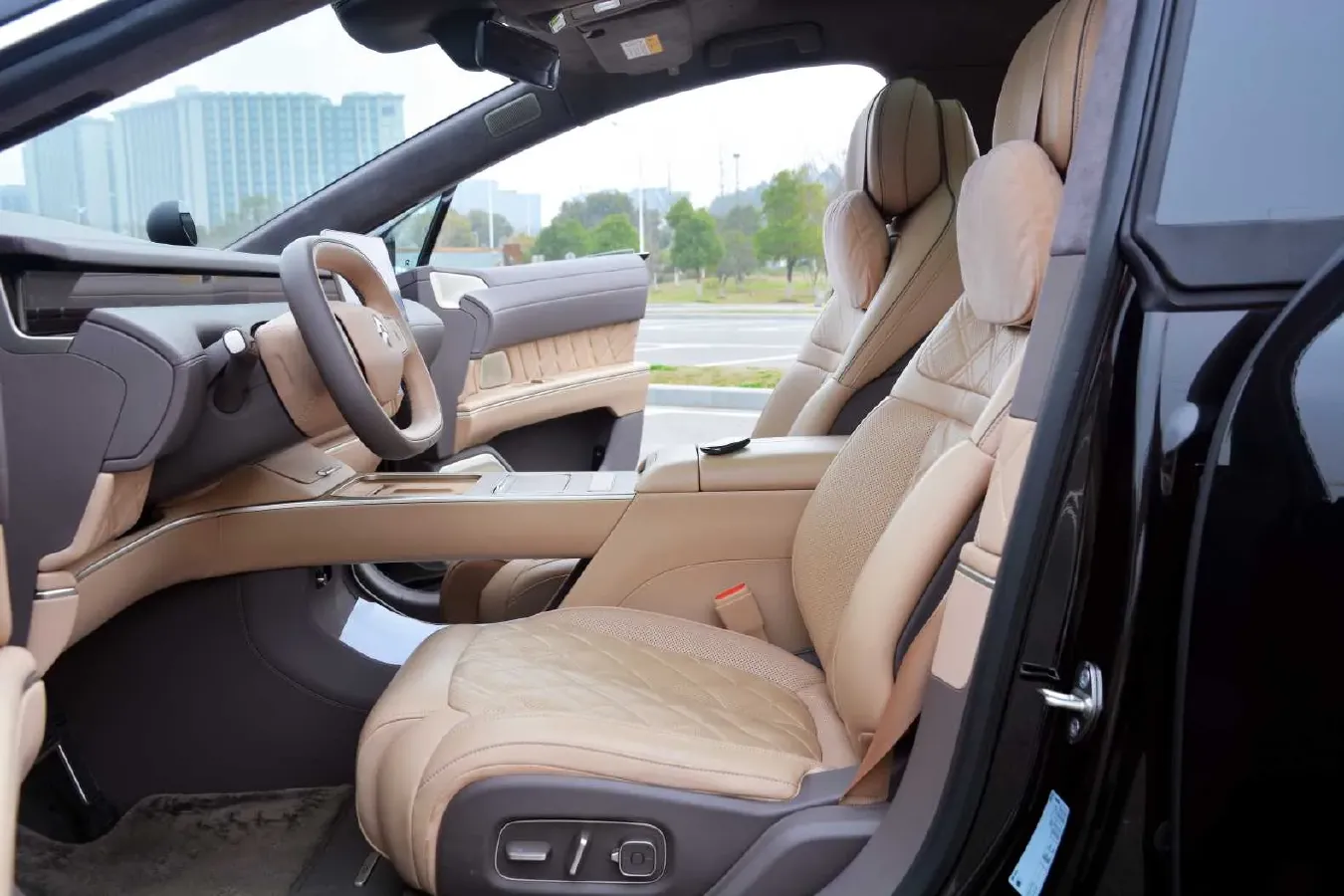 2025 NIO ET9 BEV 100KWH,autocango,china used car exporter,china ev exporter,chinese used car exporter,chinese used ev exporter