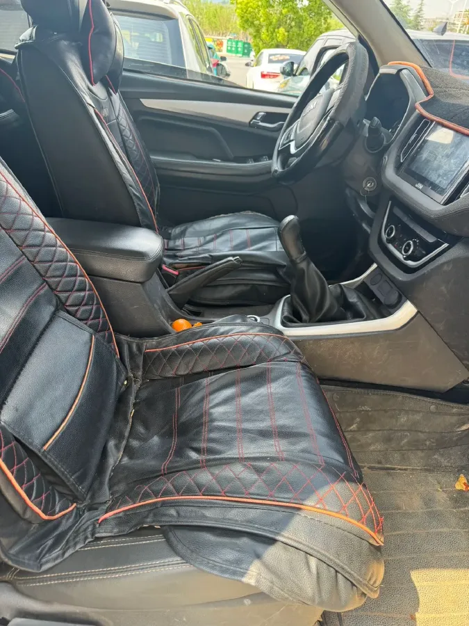 2022 Isuzu RE-MAX Jim 2.8T 120HP L4 5MT,autocango,china used car exporter,china ev exporter,chinese used car exporter,chinese used ev exporter