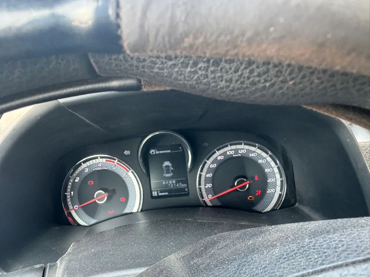 2022 Isuzu RE-MAX Jim 2.8T 120HP L4 5MT,autocango,china used car exporter,china ev exporter,chinese used car exporter,chinese used ev exporter