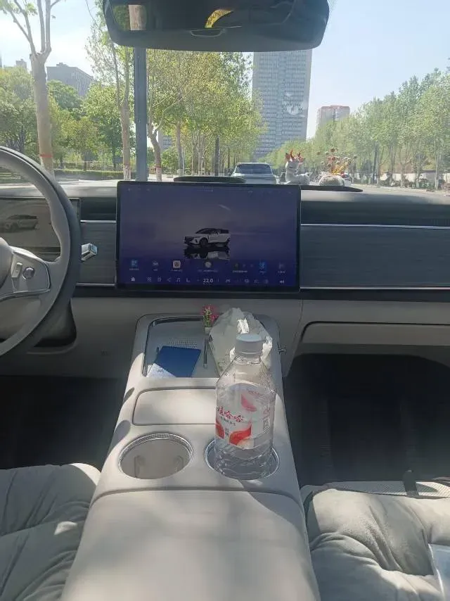 2024 Voyah ZhiYin BEV 79KWH,autocango,china used car exporter,china ev exporter,chinese used car exporter,chinese used ev exporter