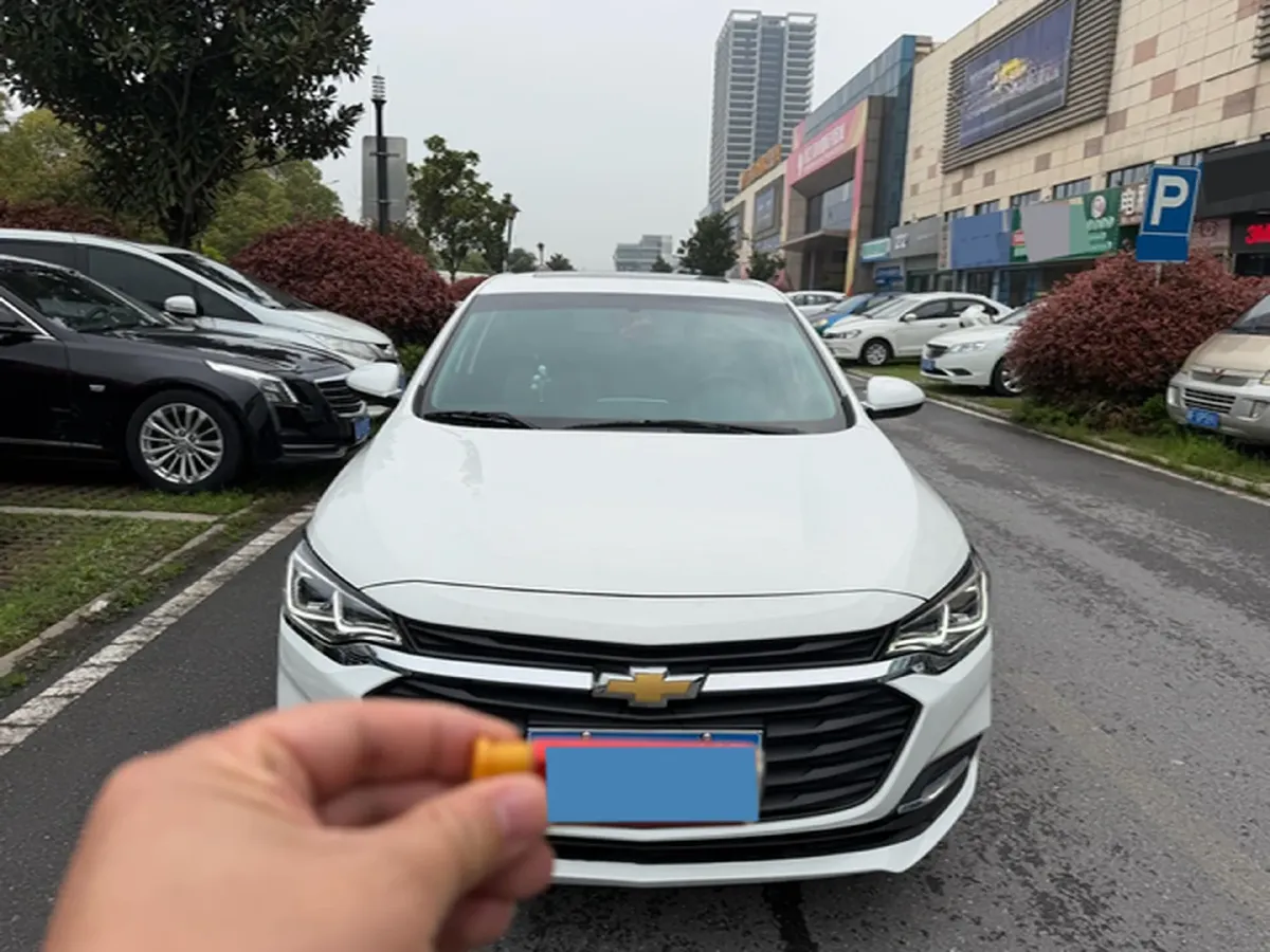 2021 Chevrolet Monza 1.5L 113HP L4 6AT,autocango,china used car exporter,china ev exporter,chinese used car exporter,chinese used ev exporter