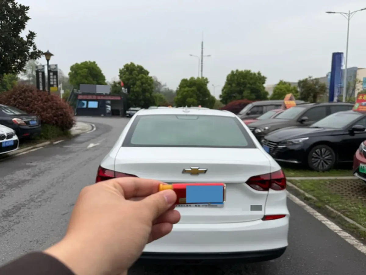 2021 Chevrolet Monza 1.5L 113HP L4 6AT,autocango,china used car exporter,china ev exporter,chinese used car exporter,chinese used ev exporter