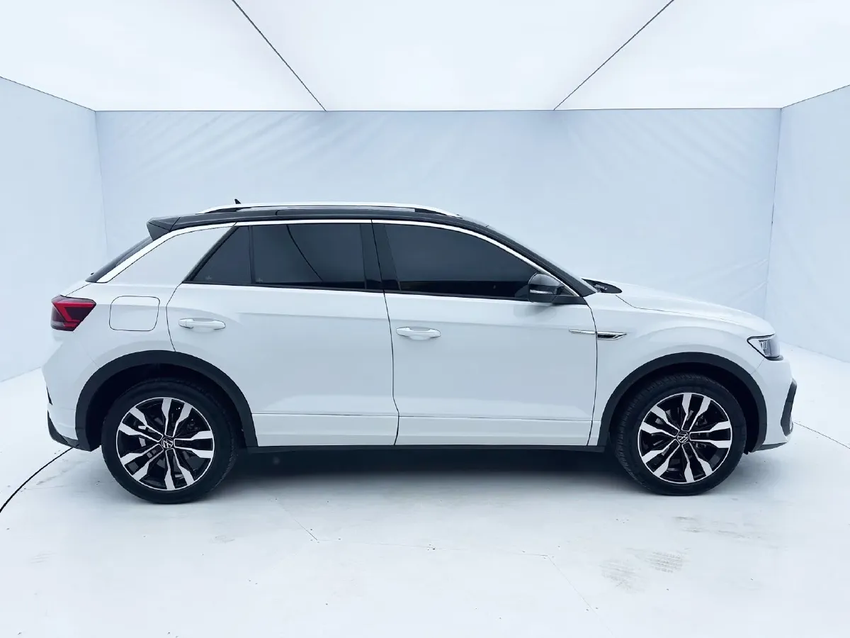 2022 Volkswagen T-Roc 1.4T 150HP L4 7DCT,autocango,china used car exporter,china ev exporter,chinese used car exporter,chinese used ev exporter