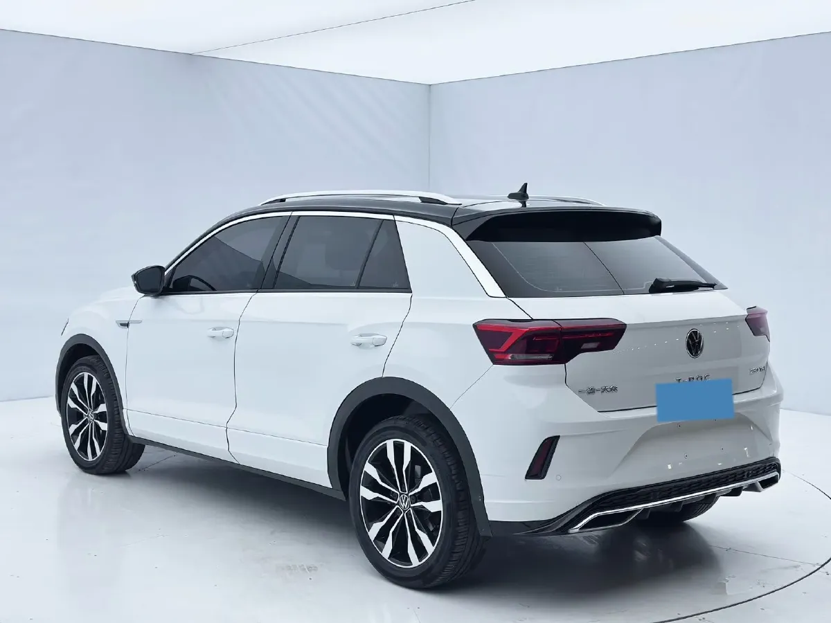 2022 Volkswagen T-Roc 1.4T 150HP L4 7DCT,autocango,china used car exporter,china ev exporter,chinese used car exporter,chinese used ev exporter