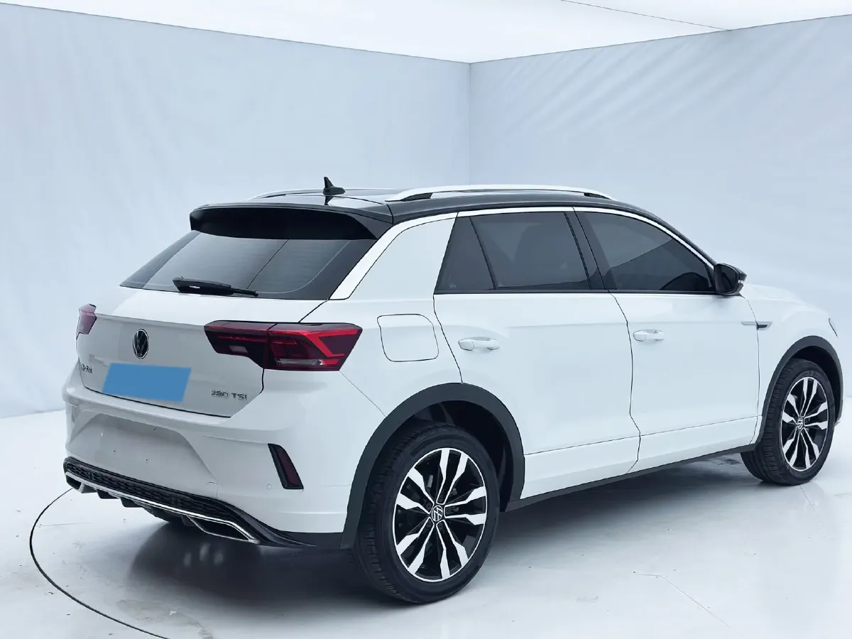 2022 Volkswagen T-Roc 1.4T 150HP L4 7DCT,autocango,china used car exporter,china ev exporter,chinese used car exporter,chinese used ev exporter