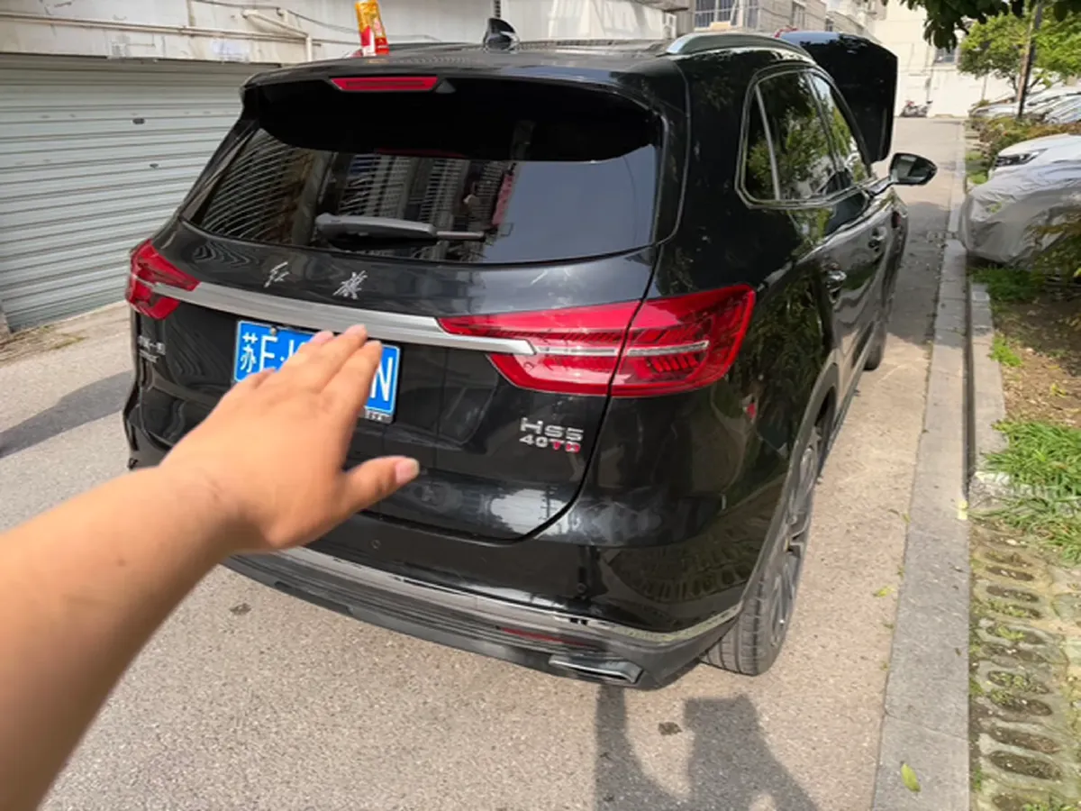 2019 HongQi HS5 2.0T 224HP L4 6AT,autocango,china used car exporter,china ev exporter,chinese used car exporter,chinese used ev exporter