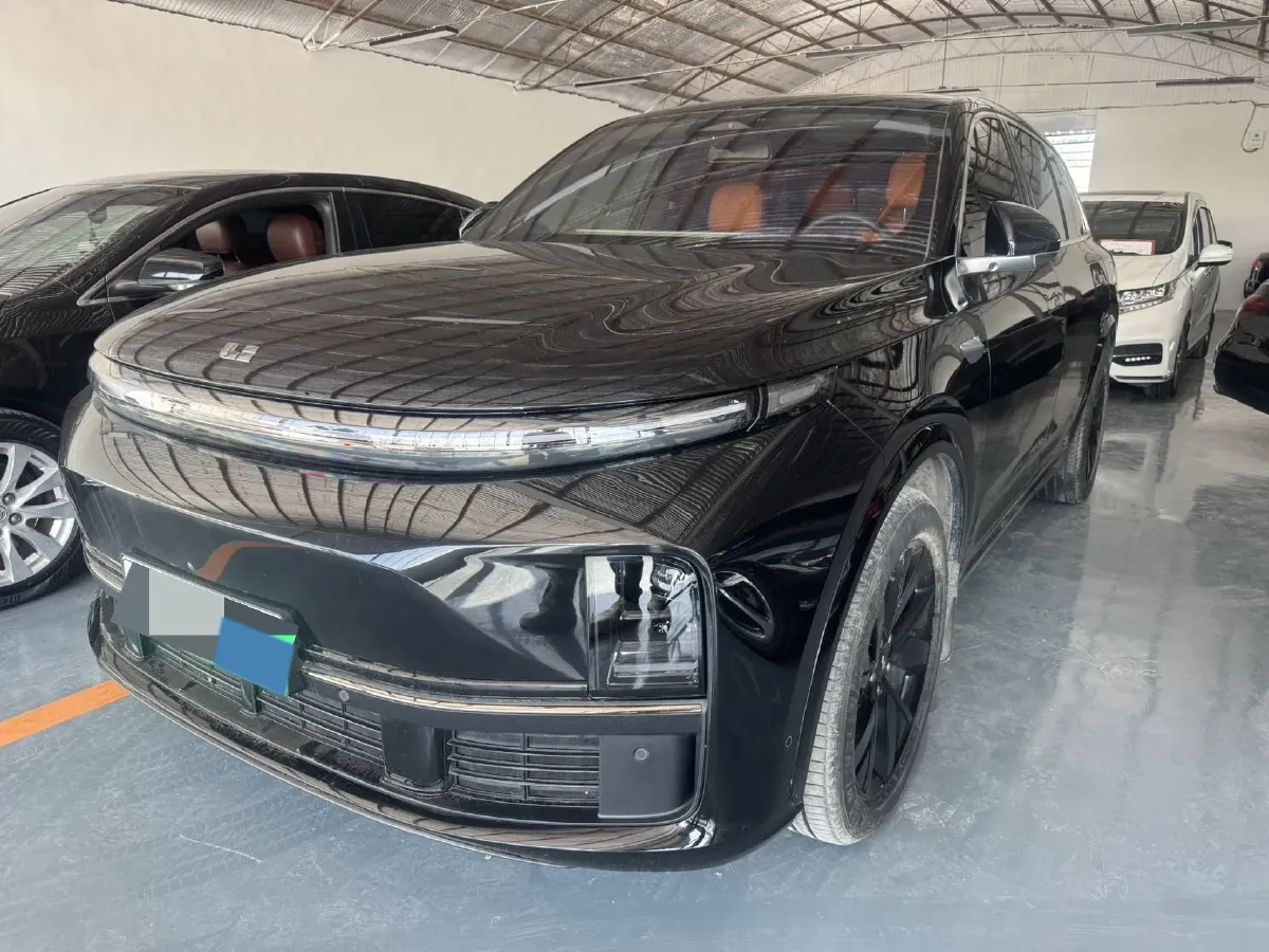 2023 Li L7 Range Extended 154HP REEV 40.9KWH,autocango,china used car exporter,china ev exporter,chinese used car exporter,chinese used ev exporter