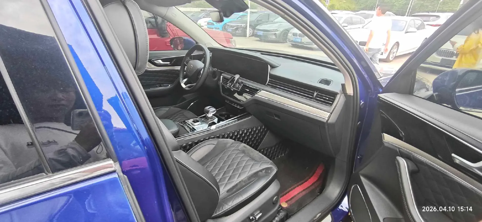 2022 HongQi HS5 2.0T 224HP L4 6AT,autocango,china used car exporter,china ev exporter,chinese used car exporter,chinese used ev exporter