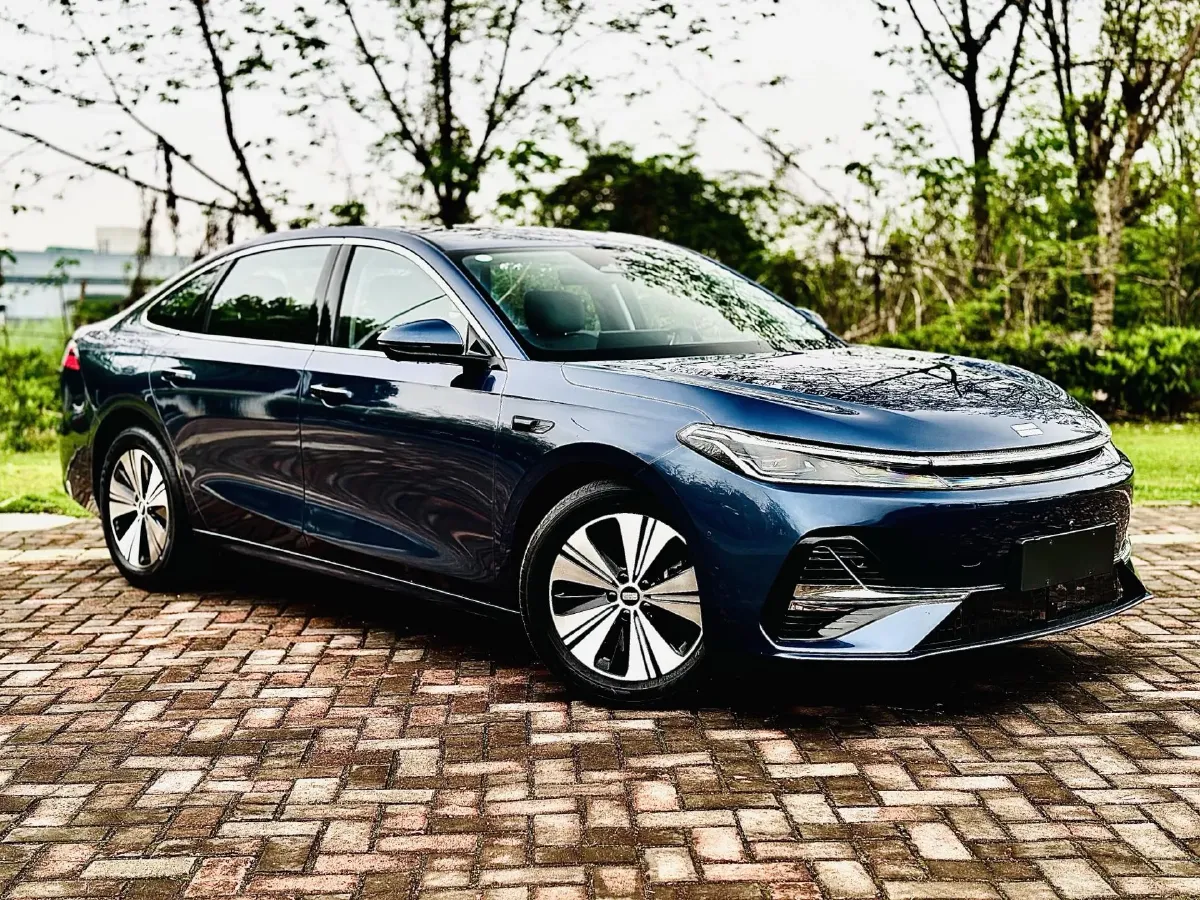 2025 Geely Galaxy A7 1.5L 112HP L4 1DHT PHEV,autocango,china used car exporter,china ev exporter,chinese used car exporter,chinese used ev exporter