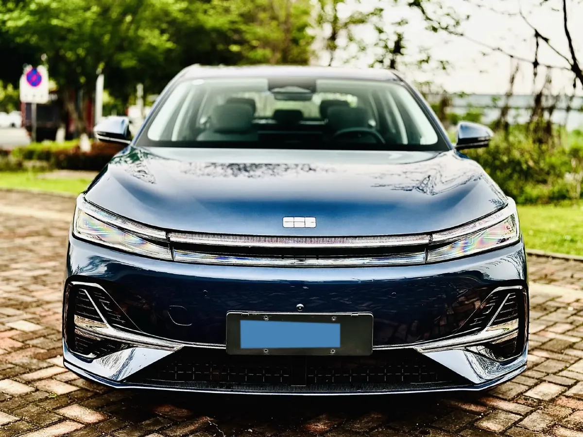 2025 Geely Galaxy A7 1.5L 112HP L4 1DHT PHEV,autocango,china used car exporter,china ev exporter,chinese used car exporter,chinese used ev exporter