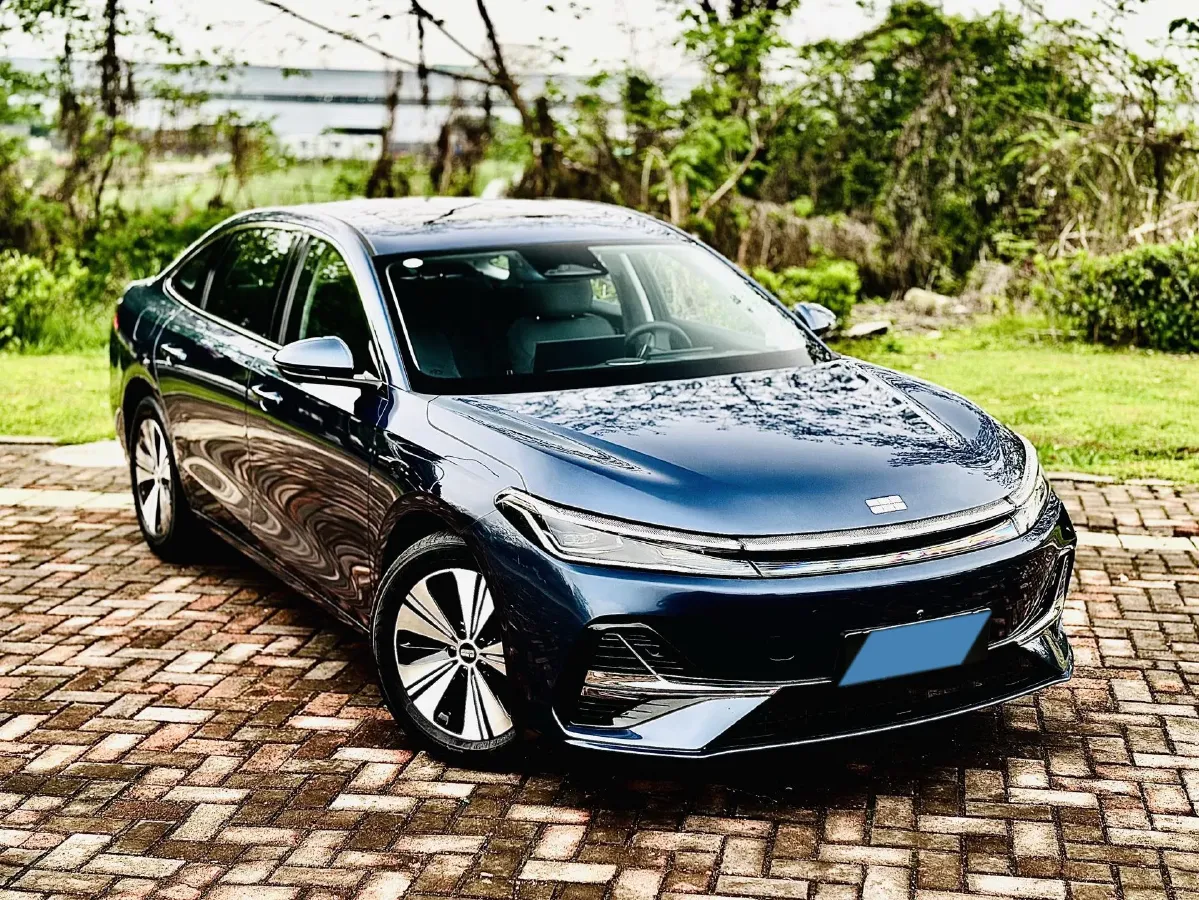 2025 Geely Galaxy A7 1.5L 112HP L4 1DHT PHEV,autocango,china used car exporter,china ev exporter,chinese used car exporter,chinese used ev exporter