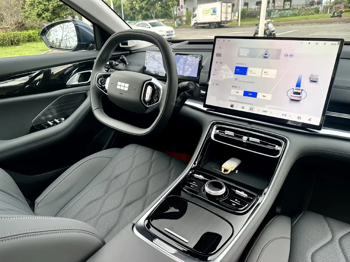 2025 Geely Galaxy A7 1.5L 112HP L4 1DHT PHEV,autocango,china used car exporter,china ev exporter,chinese used car exporter,chinese used ev exporter