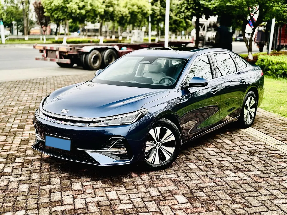 2025 Geely Galaxy A7 1.5L 112HP L4 1DHT PHEV,autocango,china used car exporter,china ev exporter,chinese used car exporter,chinese used ev exporter