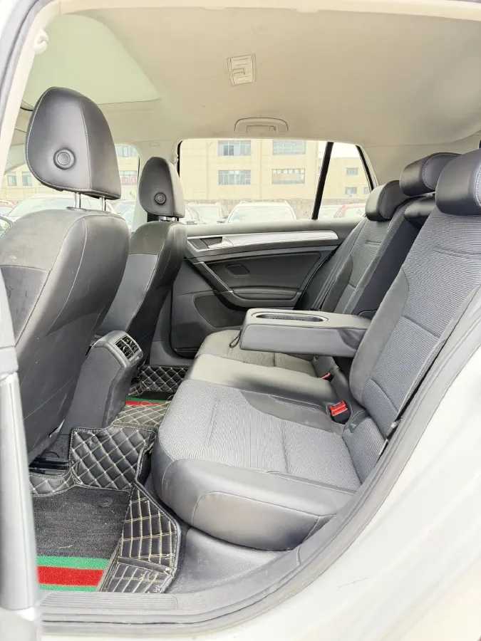 2018 Volkswagen Golf 1.6L 110HP L4 6AT,autocango,china used car exporter,china ev exporter,chinese used car exporter,chinese used ev exporter