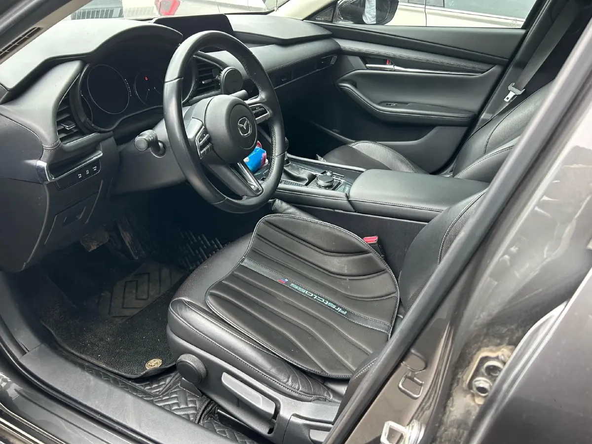 2020 Mazda 3 Axela 2.0L 158HP L4 6AT,autocango,china used car exporter,china ev exporter,chinese used car exporter,chinese used ev exporter