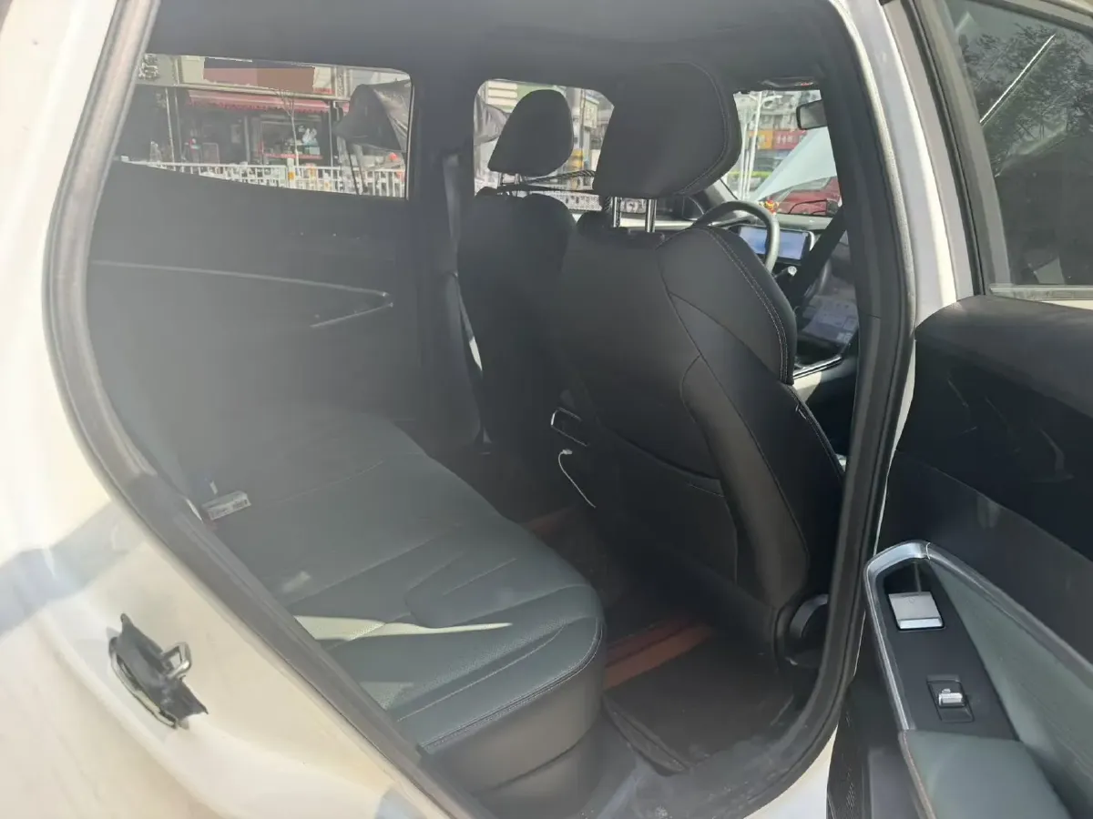 2024 Geely Azkarra 1.5T 181HP L4 7DCT,autocango,china used car exporter,china ev exporter,chinese used car exporter,chinese used ev exporter