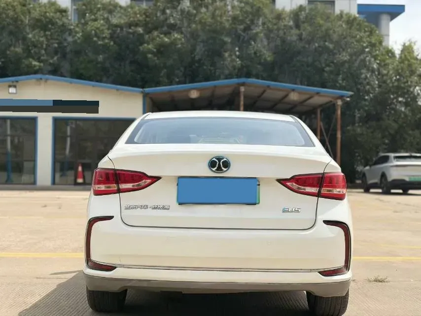 2018 BeiJing Auto EU5 BEV 53.66KWH,autocango,china used car exporter,china ev exporter,chinese used car exporter,chinese used ev exporter