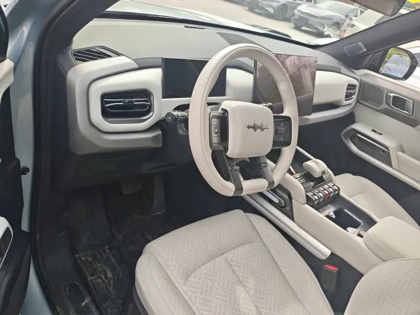 2025 FangChengBao Tai 3 BEV,autocango,china used car exporter,china ev exporter,chinese used car exporter,chinese used ev exporter