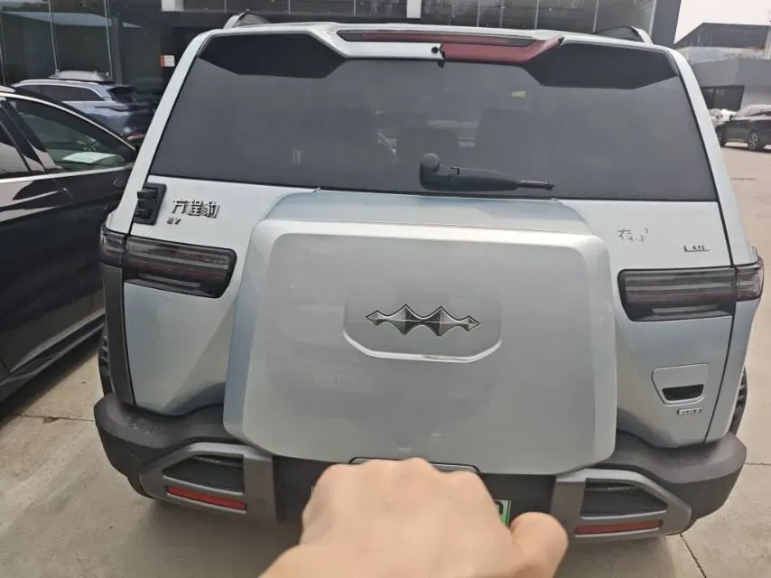 2025 FangChengBao Tai 3 BEV,autocango,china used car exporter,china ev exporter,chinese used car exporter,chinese used ev exporter