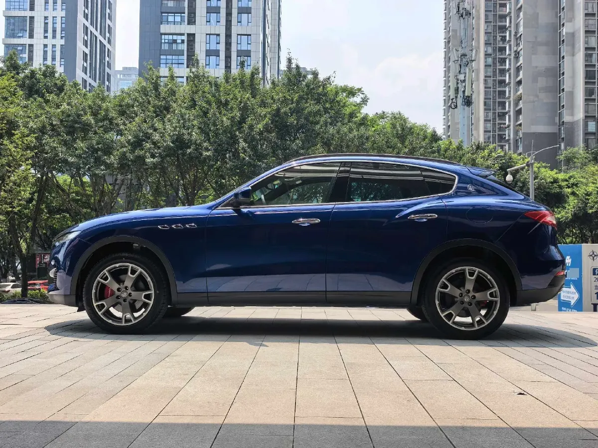 2018 Maserati Levante 3.0T 350HP V6 8AT,autocango,china used car exporter,china ev exporter,chinese used car exporter,chinese used ev exporter