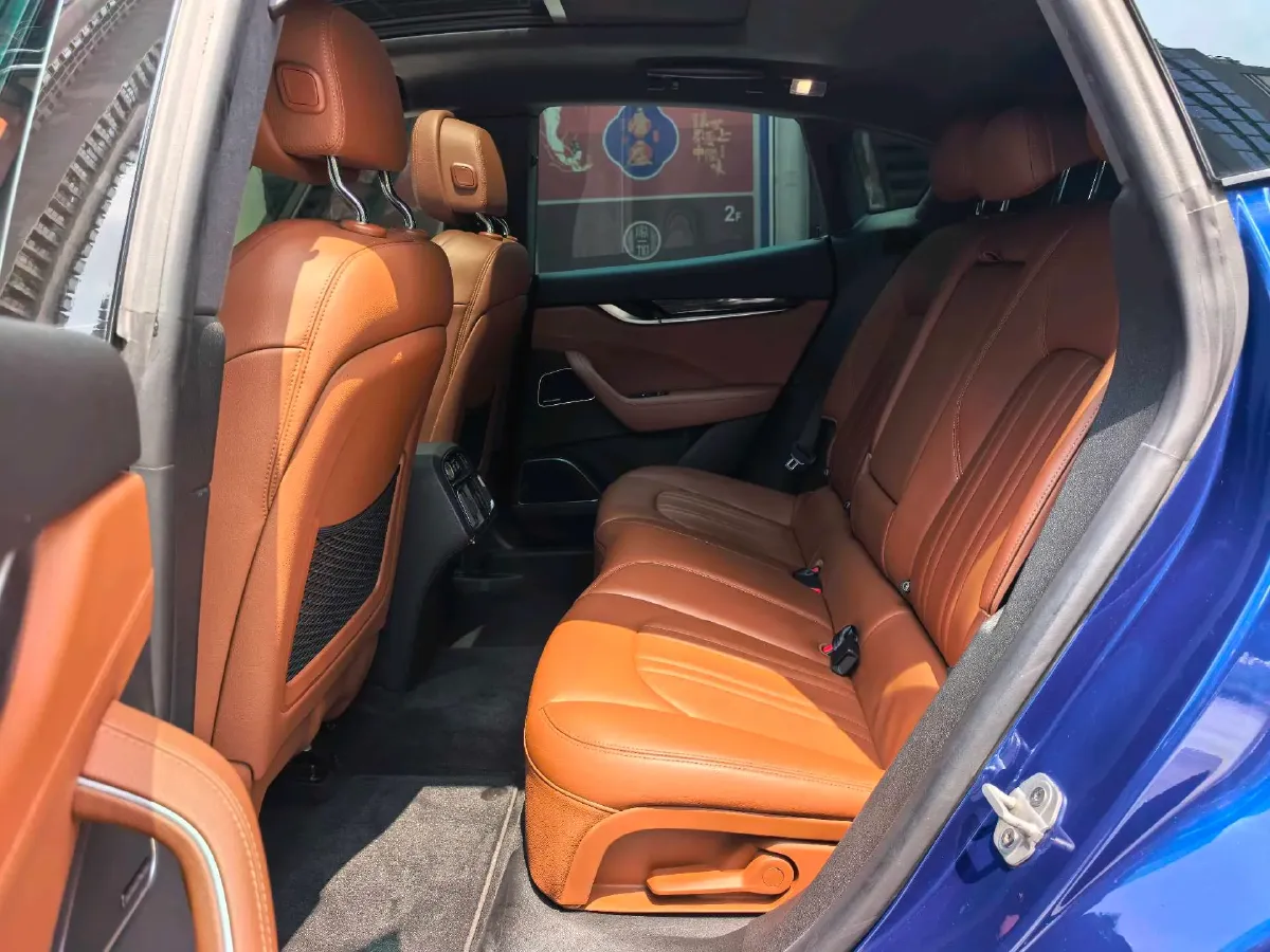 2018 Maserati Levante 3.0T 350HP V6 8AT,autocango,china used car exporter,china ev exporter,chinese used car exporter,chinese used ev exporter