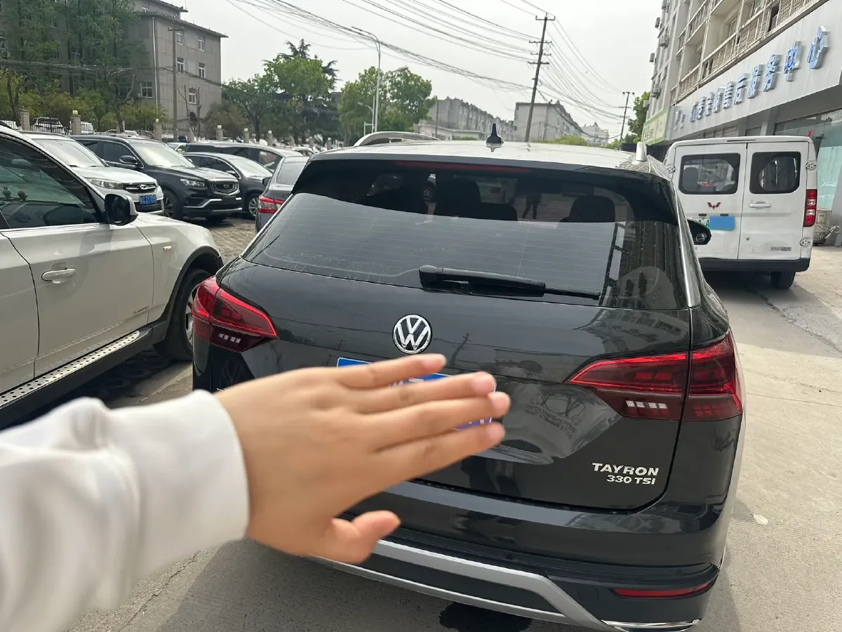 2020 Volkswagen Tayron 2.0T 186HP L4 7DCT,autocango,china used car exporter,china ev exporter,chinese used car exporter,chinese used ev exporter