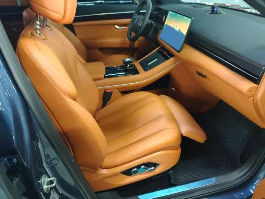 2024 AITO AITO M7 1.5T 152HP L4 REEV 42KWH,autocango,china used car exporter,china ev exporter,chinese used car exporter,chinese used ev exporter