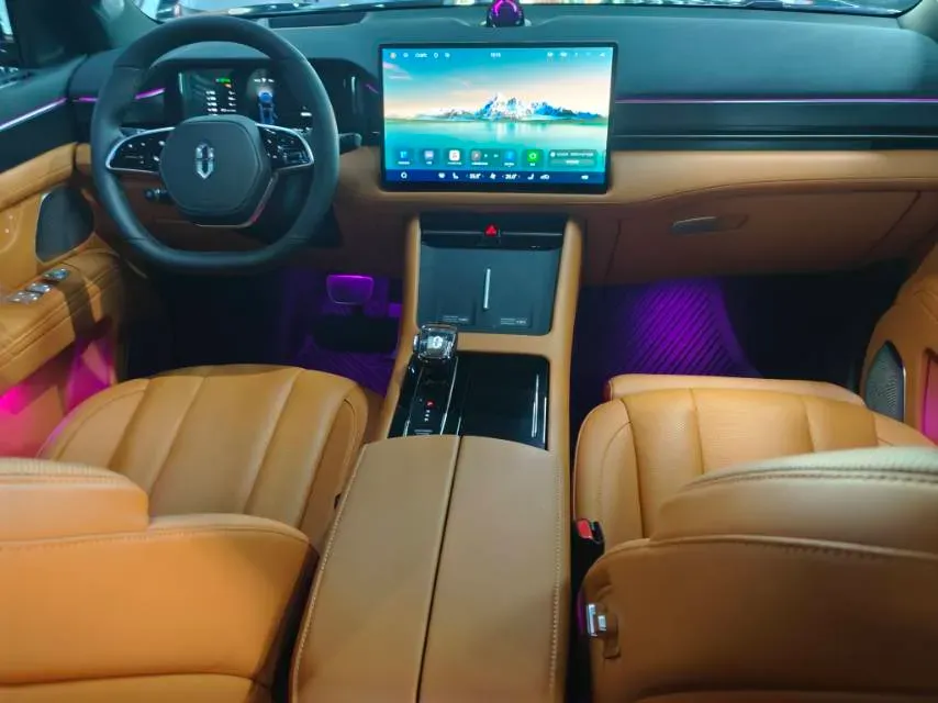 2024 AITO AITO M7 1.5T 152HP L4 REEV 42KWH,autocango,china used car exporter,china ev exporter,chinese used car exporter,chinese used ev exporter