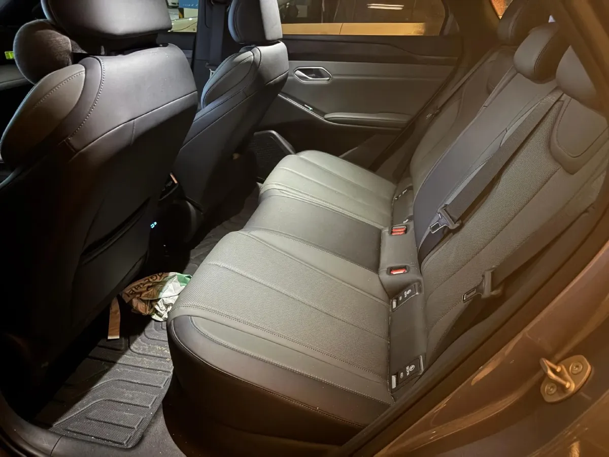 2025 BYD QinL BEV,autocango,china used car exporter,china ev exporter,chinese used car exporter,chinese used ev exporter