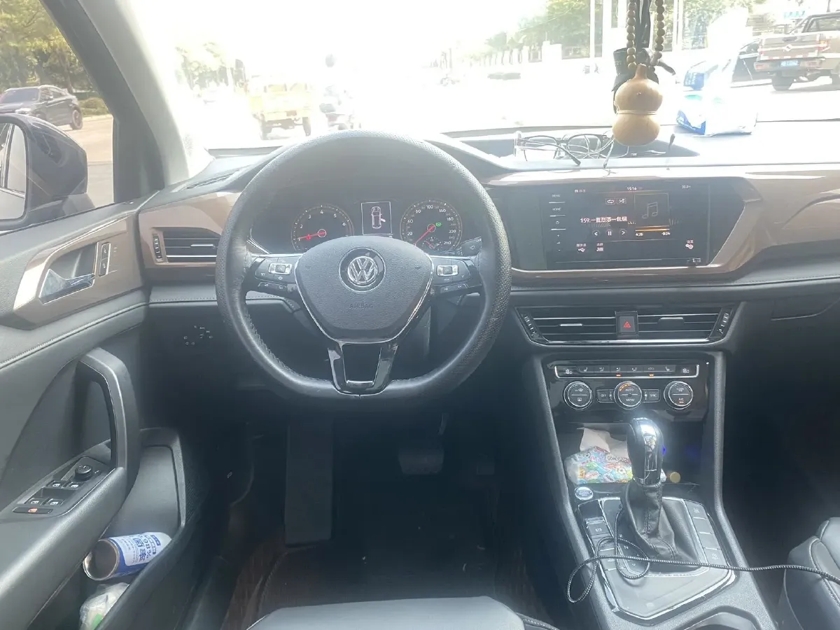 2021 Volkswagen Tharu 1.4T 150HP L4 7DCT,autocango,china used car exporter,china ev exporter,chinese used car exporter,chinese used ev exporter