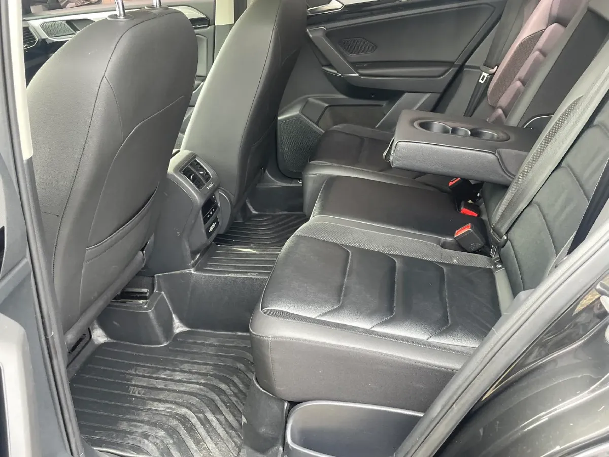 2020 Volkswagen Tayron 2.0T 186HP L4 7DCT,autocango,china used car exporter,china ev exporter,chinese used car exporter,chinese used ev exporter