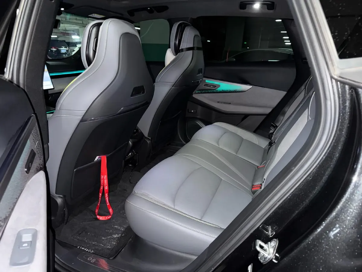 2025 LYNK&CO 08 EM-P 1.5T 163HP L4 3DHT PHEV 21.2KWH,autocango,china used car exporter,china ev exporter,chinese used car exporter,chinese used ev exporter