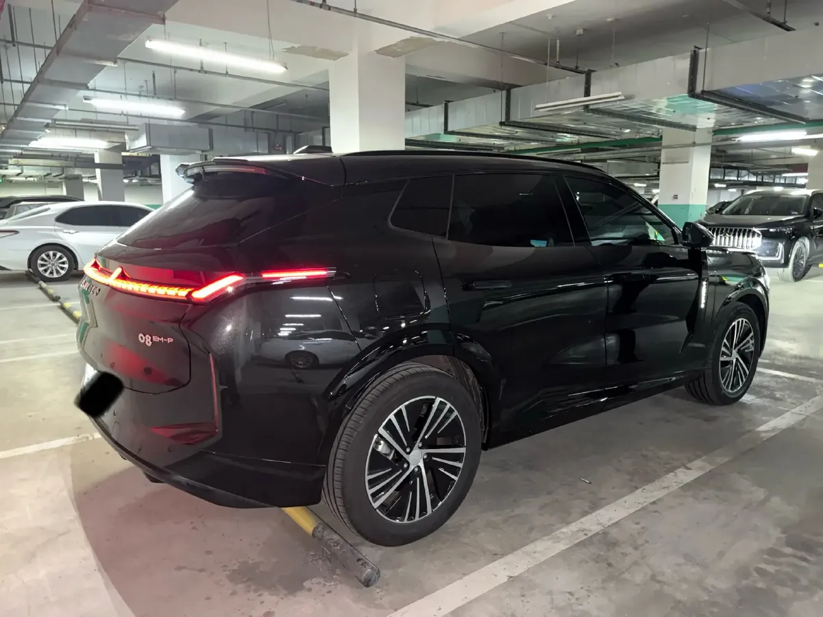 2025 LYNK&CO 08 EM-P 1.5T 163HP L4 3DHT PHEV 21.2KWH,autocango,china used car exporter,china ev exporter,chinese used car exporter,chinese used ev exporter