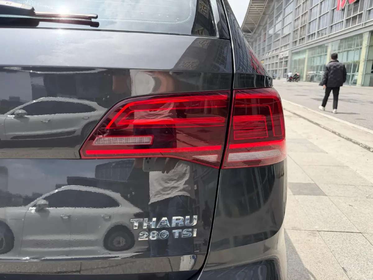 2019 MINI MINI 1.5T 102HP L3 7DCT,autocango,china used car exporter,china ev exporter,chinese used car exporter,chinese used ev exporter