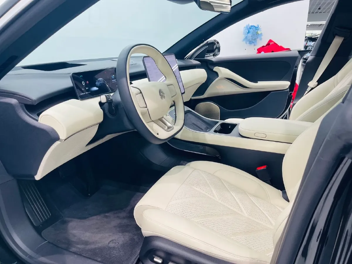 2024 NIO ET5T BEV 75KWH,autocango,china used car exporter,china ev exporter,chinese used car exporter,chinese used ev exporter