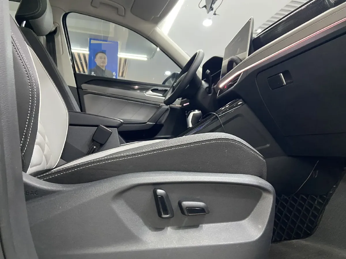 2023 Volkswagen Tayron 1.4T 150HP L4 7DCT,autocango,china used car exporter,china ev exporter,chinese used car exporter,chinese used ev exporter