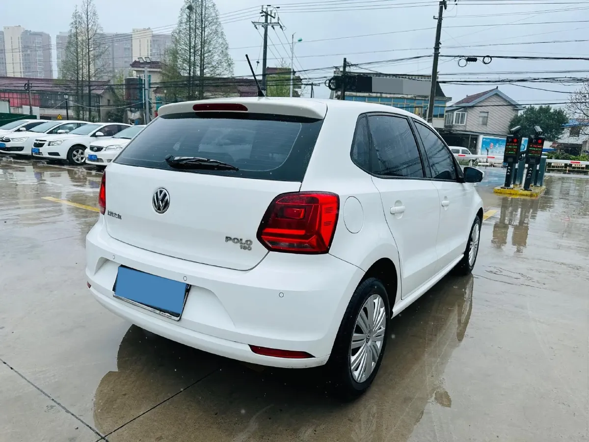 2016 Volkswagen Polo 1.6L 110HP L4 6AT,autocango,china used car exporter,china ev exporter,chinese used car exporter,chinese used ev exporter