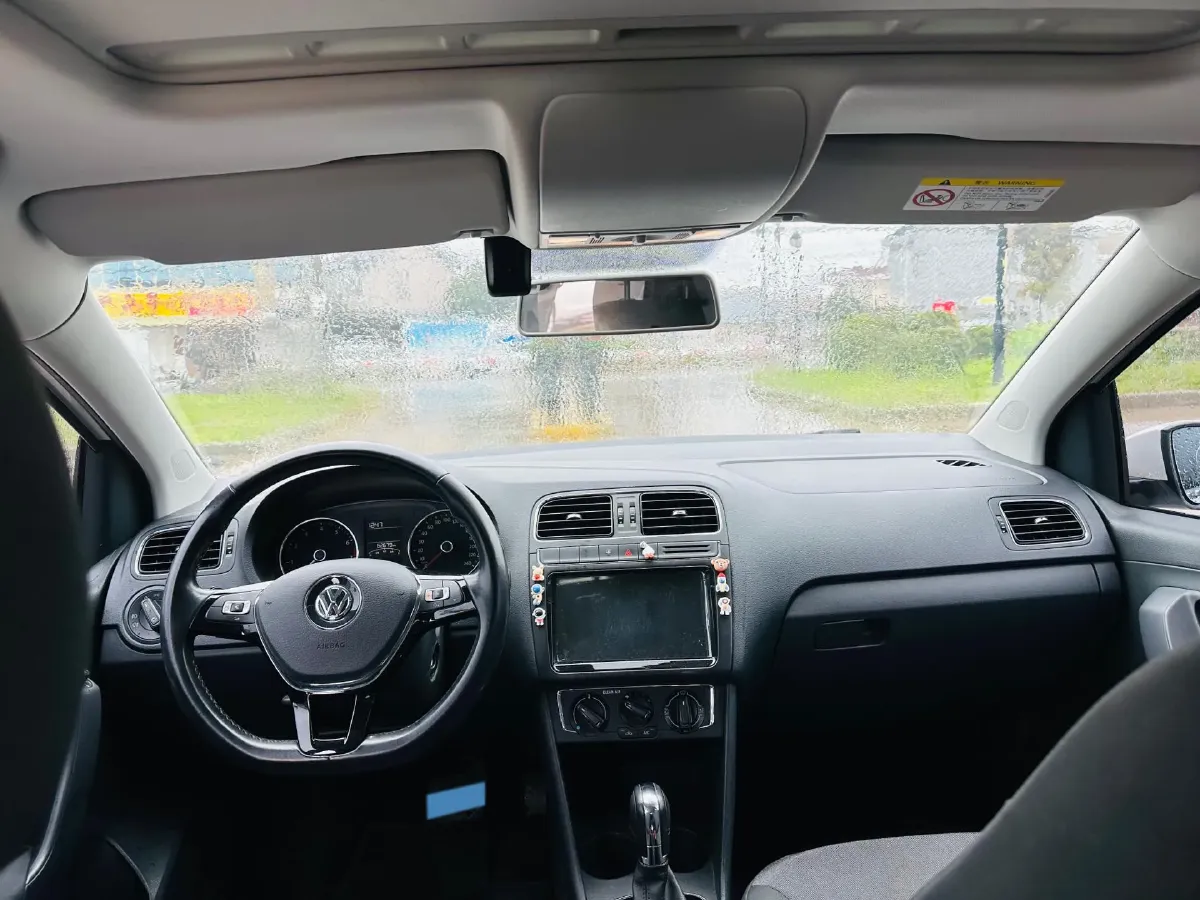 2016 Volkswagen Polo 1.6L 110HP L4 6AT,autocango,china used car exporter,china ev exporter,chinese used car exporter,chinese used ev exporter