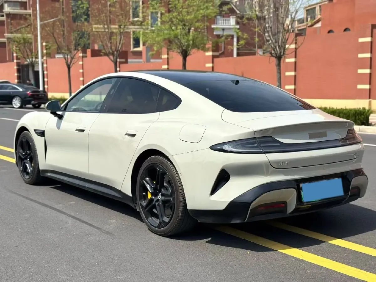 2024 MI SU7 BEV 73.6KWH,autocango,china used car exporter,china ev exporter,chinese used car exporter,chinese used ev exporter