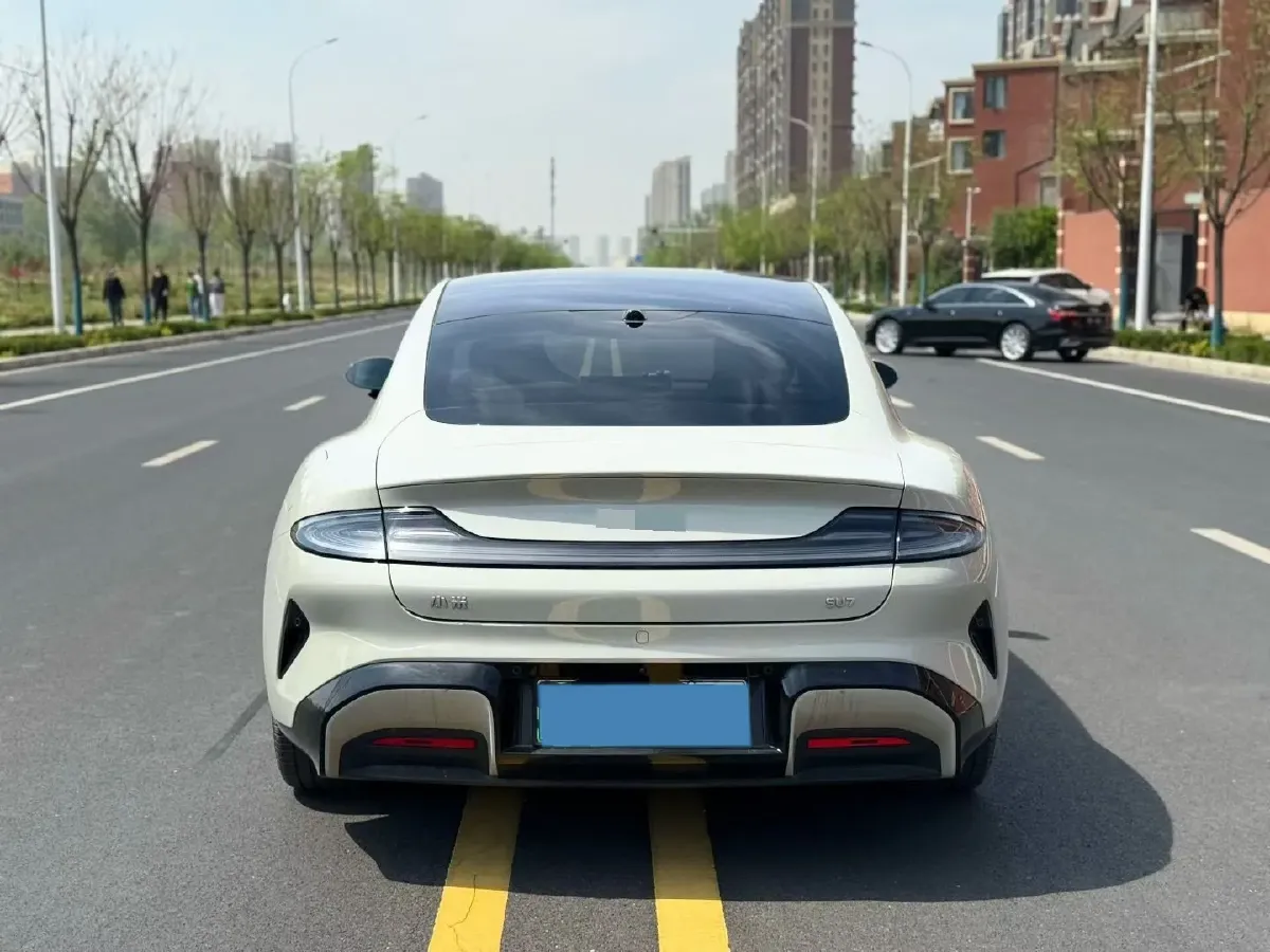2024 MI SU7 BEV 73.6KWH,autocango,china used car exporter,china ev exporter,chinese used car exporter,chinese used ev exporter