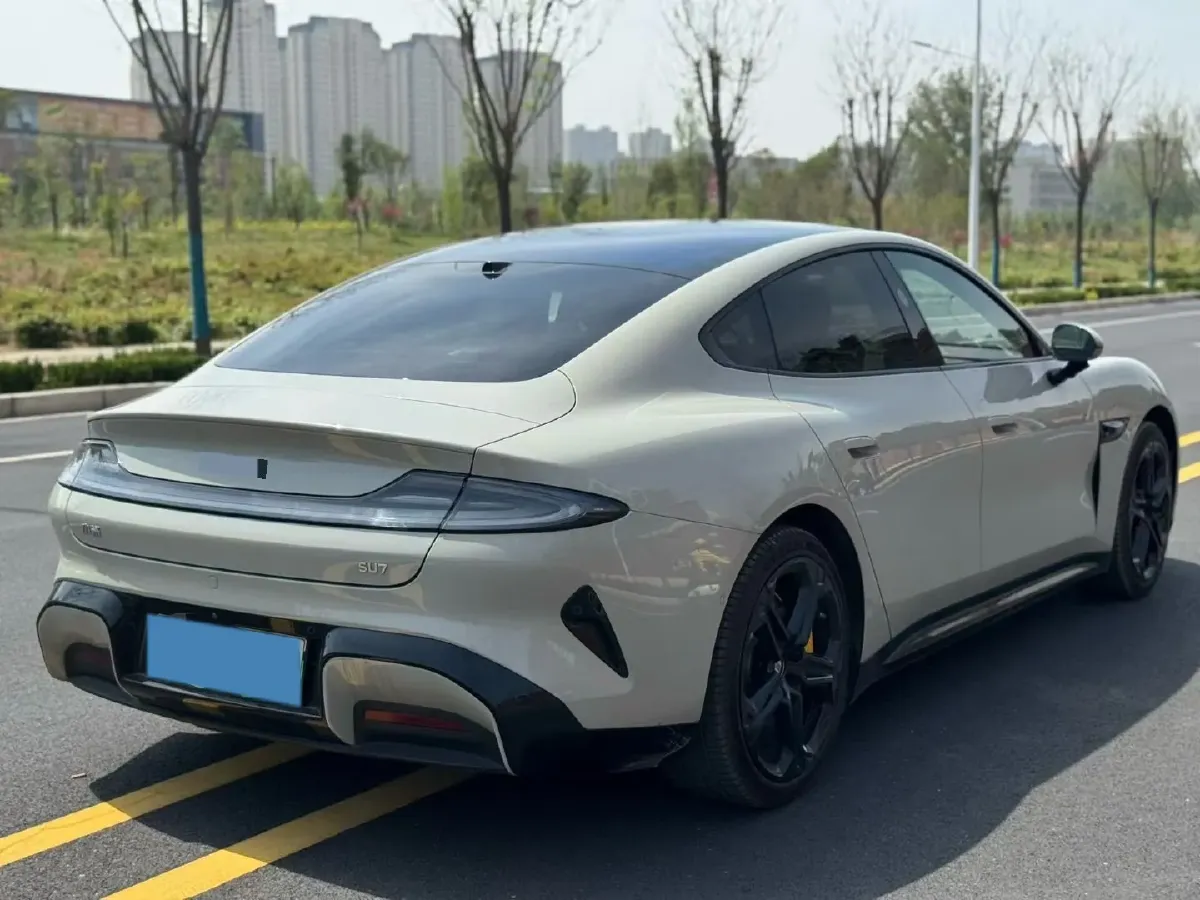 2024 MI SU7 BEV 73.6KWH,autocango,china used car exporter,china ev exporter,chinese used car exporter,chinese used ev exporter