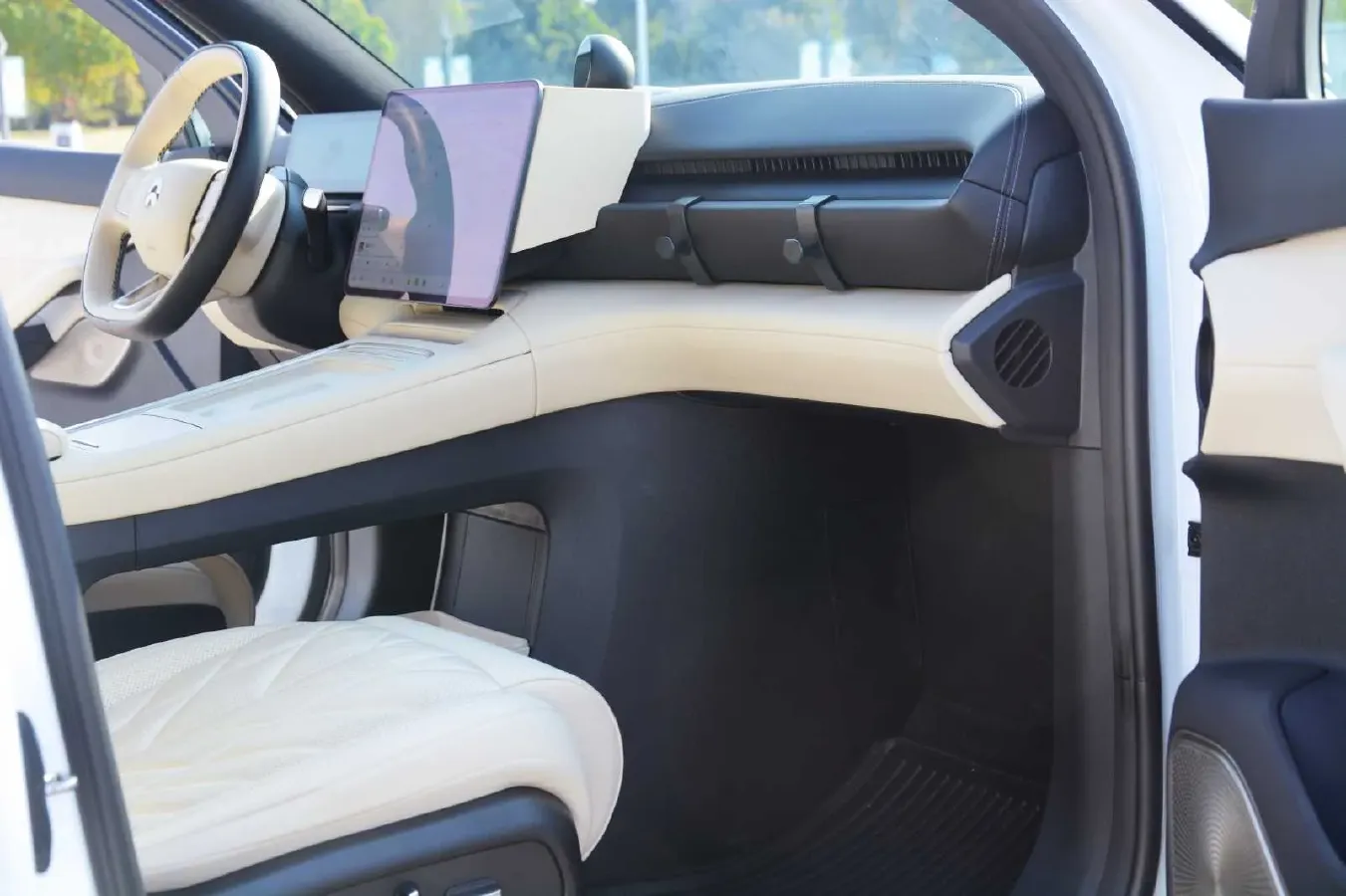 2025 NIO ES6 BEV,autocango,china used car exporter,china ev exporter,chinese used car exporter,chinese used ev exporter