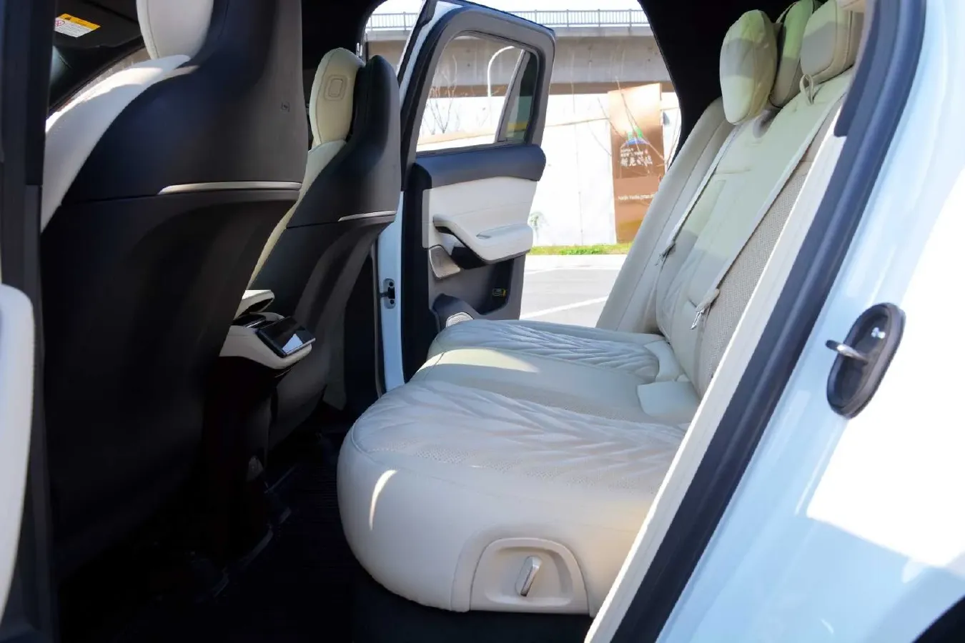 2025 NIO ES6 BEV,autocango,china used car exporter,china ev exporter,chinese used car exporter,chinese used ev exporter