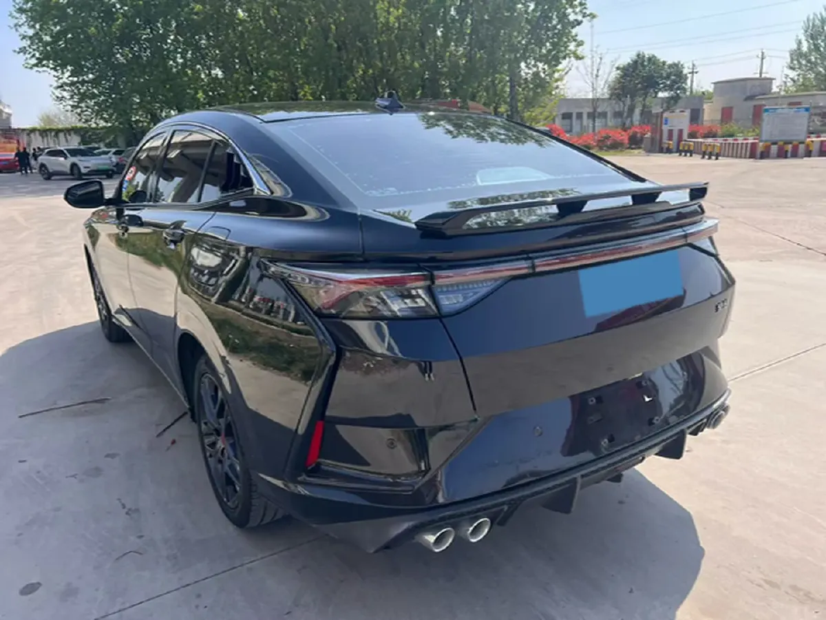 2021 DongFeng Aeolus YiXuan 1.5T 150HP L4 6DCT,autocango,china used car exporter,china ev exporter,chinese used car exporter,chinese used ev exporter