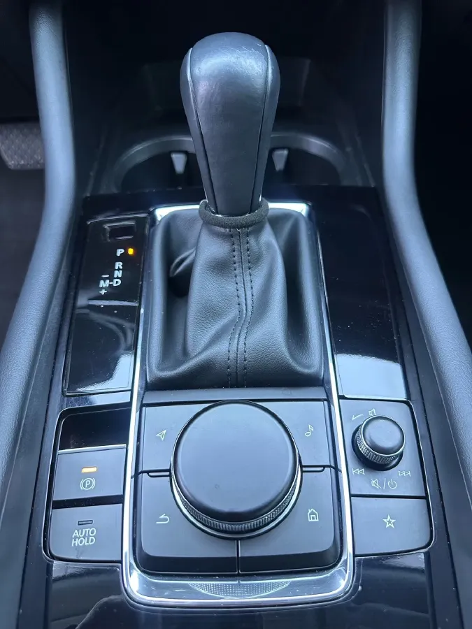 2021 Mazda 3 Axela 2.0L 158HP L4 6AT,autocango,china used car exporter,china ev exporter,chinese used car exporter,chinese used ev exporter