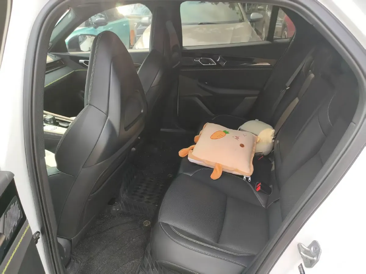 2025 LYNK&CO 03 1.5T 181HP L4 7DCT,autocango,china used car exporter,china ev exporter,chinese used car exporter,chinese used ev exporter